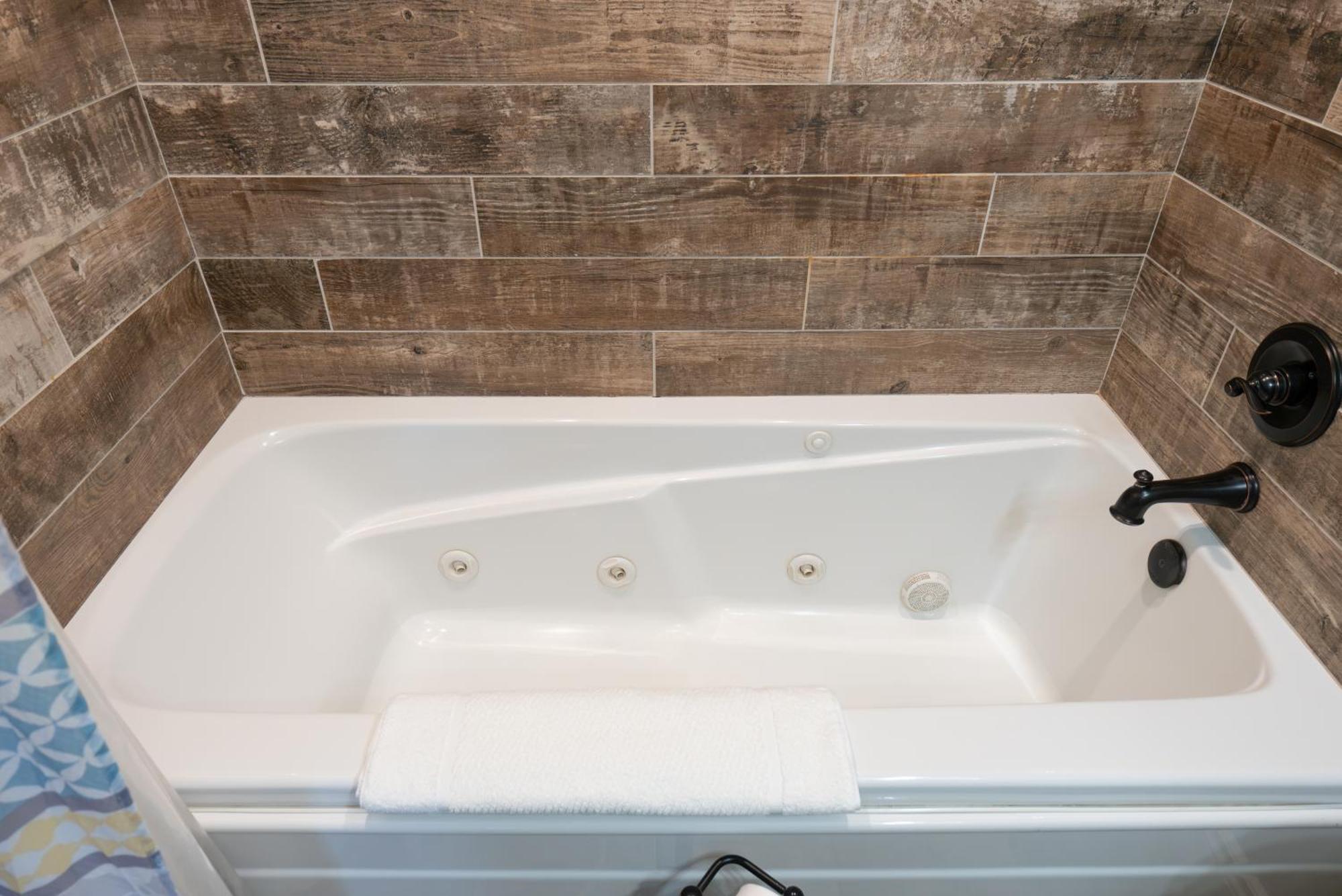 2Br Walk-In Condo - Near The 76 Strip - Free Wifi - Pool - Free Tickets Included - Clb-3 Branson Exterior photo